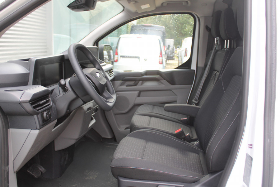 Ford Transit Custom 320 2.0 TDCI L2H1 Trend 170pk - Carplay - Android - Camera - 70l tank - Cruise - PDC - Rijklaar