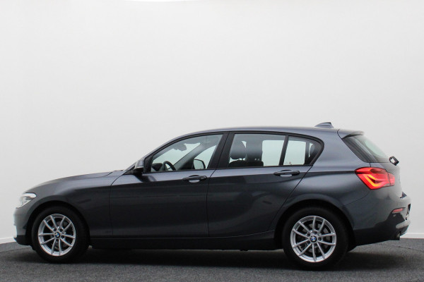 BMW 1-serie 118i Executive Automaat LED, Climate, Cruise, Navigatie, Bluetooth, PDC, Start/Stop, 16''