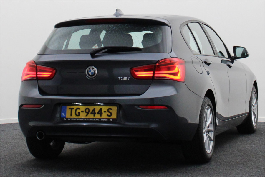 BMW 1-serie 118i Executive Automaat LED, Climate, Cruise, Navigatie, Bluetooth, PDC, Start/Stop, 16''