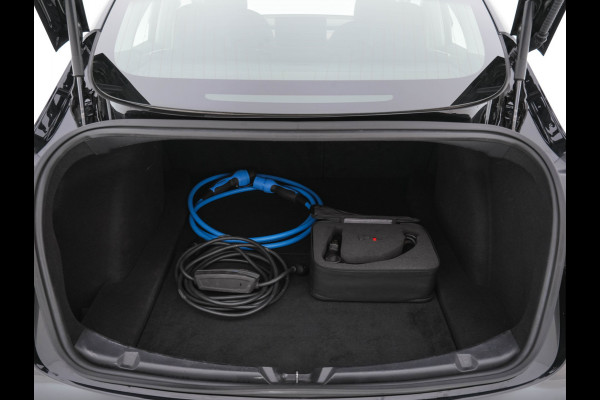 Tesla Model 3 Long Range RWD 75 kWh [ 3-Fase ] Aut. *PANO | AUTO-PILOT | TOWBAR | NAPPA-FULL-LEATHER | KEYLESS | FULL-LED | MEMORY-PACK | SURROUND-VIEW | DAB | CAPPLAY | DIGI-COCKPIT | LANE-ASSIST | COMFORT-SEATS | 18"ALU*