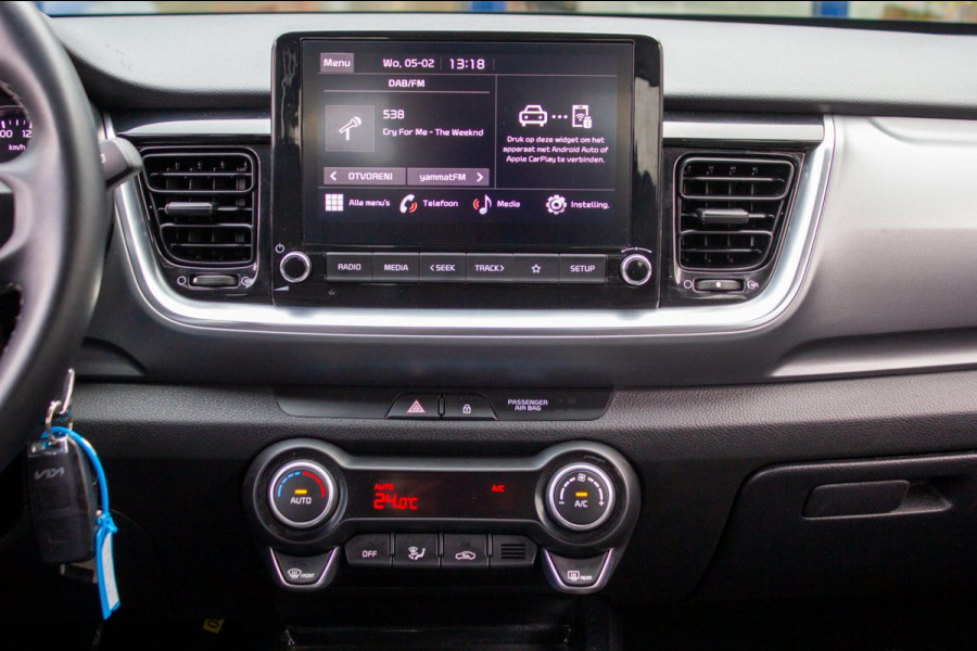 Kia Stonic 1.0 T-GDi MHEV DynamicLine |Prijs rijklaar incl 12 mnd garantie| Camera Carplay Clima Cruise