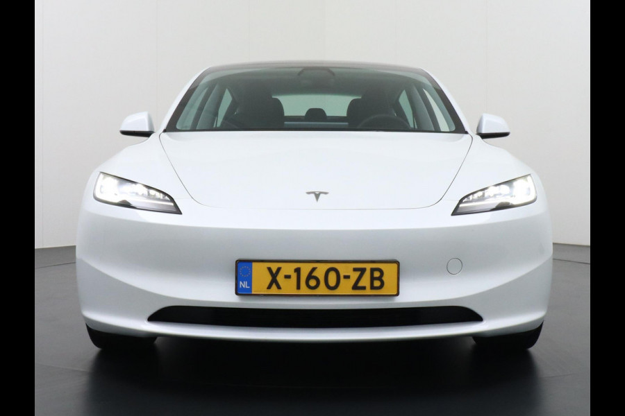 Tesla Model 3 Long Range AWD 78 kWh HIGHLANDER ORIG. NL. NAP KM. | TREKHAAK AFNEEMBAAR | TESLA GARANTIE T/M 3-2028