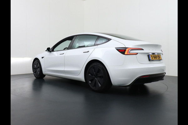 Tesla Model 3 Long Range AWD 78 kWh HIGHLANDER ORIG. NL. NAP KM. | TREKHAAK AFNEEMBAAR | TESLA GARANTIE T/M 3-2028