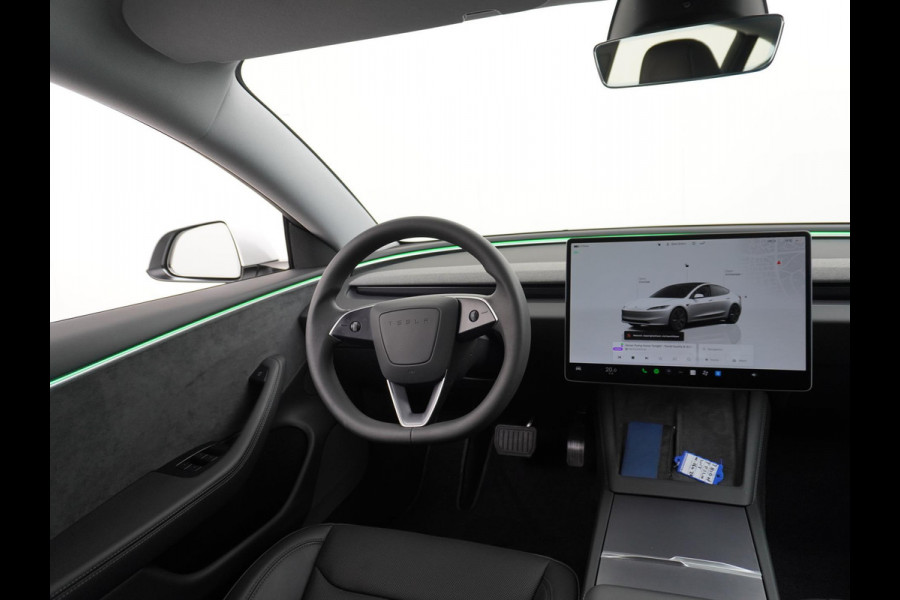 Tesla Model 3 Long Range AWD 78 kWh HIGHLANDER ORIG. NL. NAP KM. | TREKHAAK AFNEEMBAAR | TESLA GARANTIE T/M 3-2028