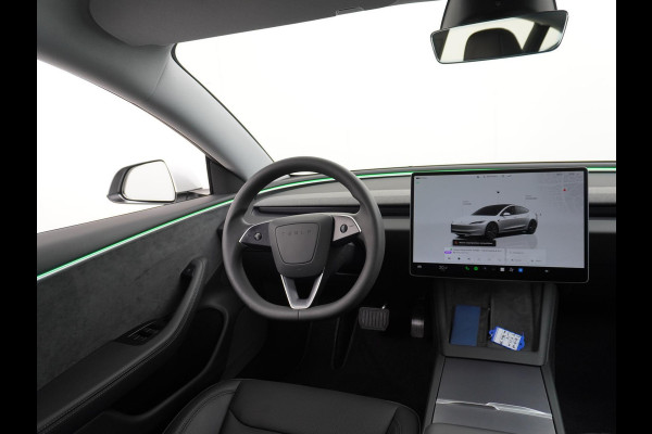 Tesla Model 3 Long Range AWD 78 kWh HIGHLANDER ORIG. NL. NAP KM. | TREKHAAK AFNEEMBAAR | TESLA GARANTIE T/M 3-2028