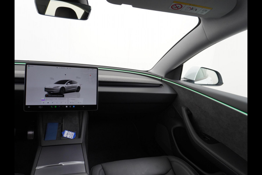 Tesla Model 3 Long Range AWD 78 kWh HIGHLANDER ORIG. NL. NAP KM. | TREKHAAK AFNEEMBAAR | TESLA GARANTIE T/M 3-2028