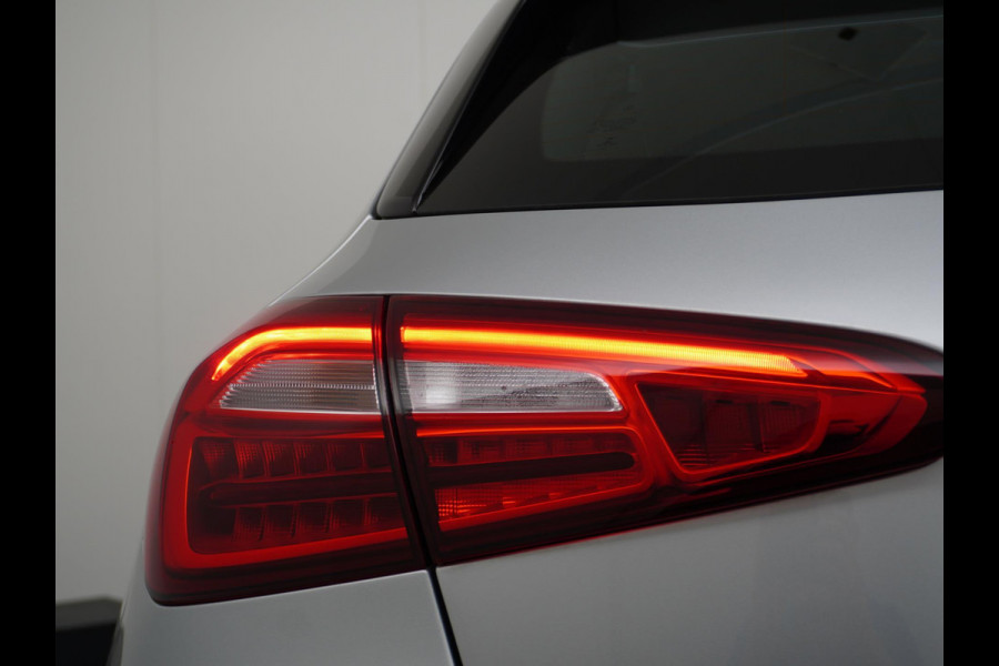Mercedes-Benz A-Klasse 200 Ambition | STOELVERWARMING | RIJKLAARPRIJS INCL. 12 MND. BOVAGGARANTIE