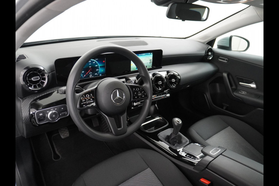 Mercedes-Benz A-Klasse 200 Ambition | STOELVERWARMING | RIJKLAARPRIJS INCL. 12 MND. BOVAGGARANTIE