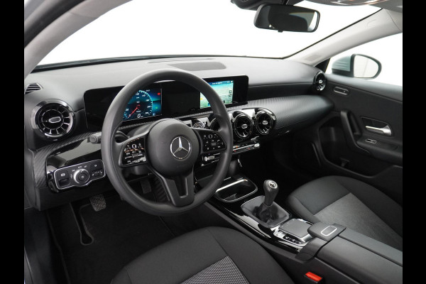 Mercedes-Benz A-Klasse 200 Ambition | STOELVERWARMING | RIJKLAARPRIJS INCL. 12 MND. BOVAGGARANTIE