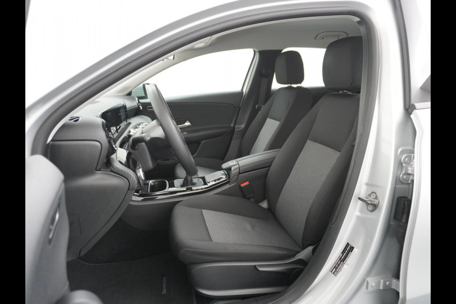 Mercedes-Benz A-Klasse 200 Ambition | STOELVERWARMING | RIJKLAARPRIJS INCL. 12 MND. BOVAGGARANTIE