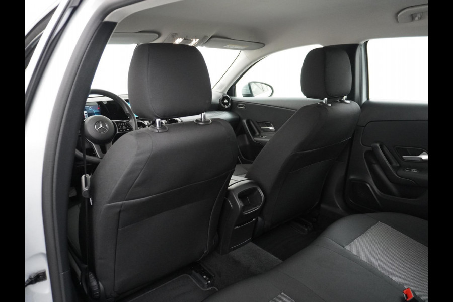 Mercedes-Benz A-Klasse 200 Ambition | STOELVERWARMING | RIJKLAARPRIJS INCL. 12 MND. BOVAGGARANTIE
