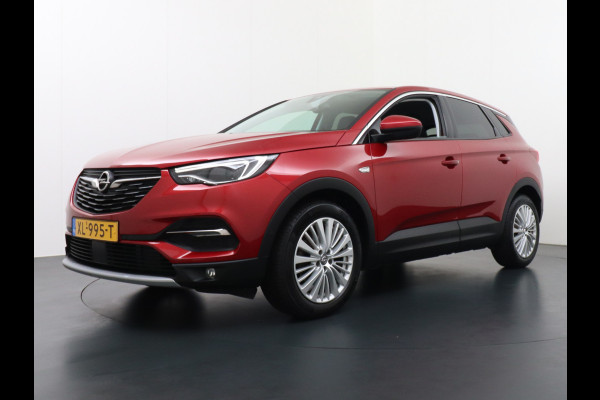 Opel Grandland X T131PK Trekhaak Camera Apple Carplay Android Auto Navi Bord-Herkenning Ecc Pdc 1/2 Leer koplampen adaptief Autom.Achterklep AGR- LaneAssist DAB Bluetooth Connected Led Licht-Regensensor Sensor dodehoek Business Executive 1ste Eigenaar 1.400kg trekvermogen Volledig Onderhouden! Euro 35.000 nieuw