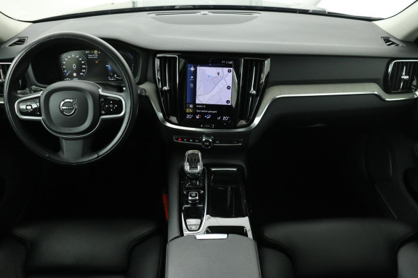 Volvo V60 2.0 T6 Recharge AWD Inscription | Panoramadak | Trekhaak | Leder | Stoel & stuurverwarming | Carplay | DAB | Adaptive cruise | Navigatie | Memory | Keyless | Full LED