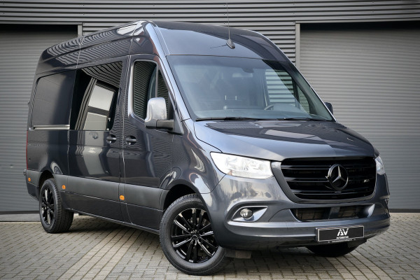 Mercedes-Benz Sprinter 317 1.9 CDI L2H2 | Camera | CarPlay | Stoelverwarming | 3-Zitter | BPM Vrij | Airco | F1 Flippers | MF Stuur | Dealer onderhouden | Nieuwe APK