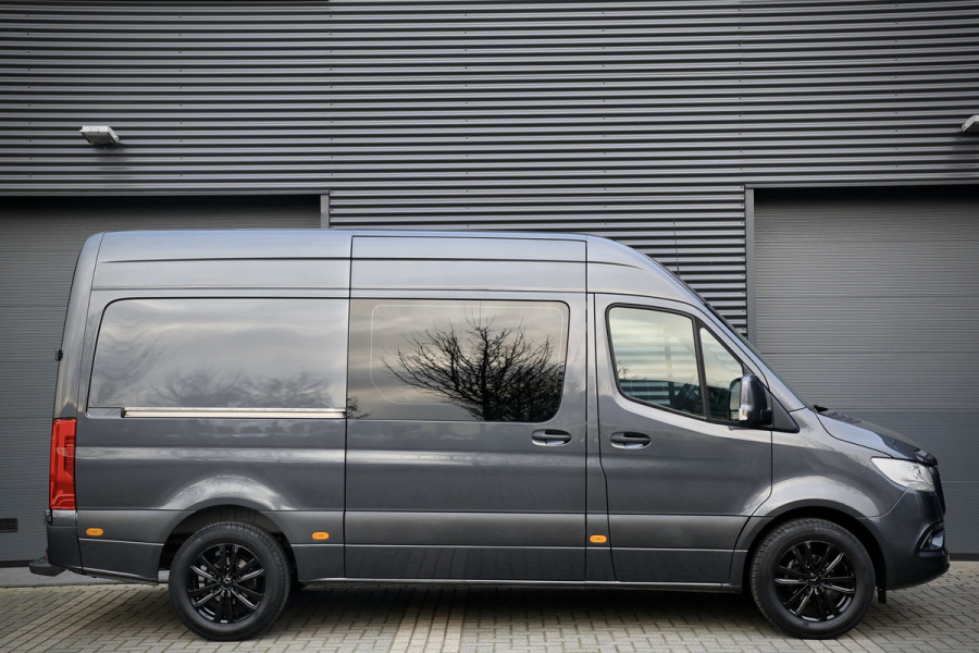 Mercedes-Benz Sprinter 317 1.9 CDI L2H2 | Camera | CarPlay | Stoelverwarming | 3-Zitter | BPM Vrij | Airco | F1 Flippers | MF Stuur | Dealer onderhouden | Nieuwe APK