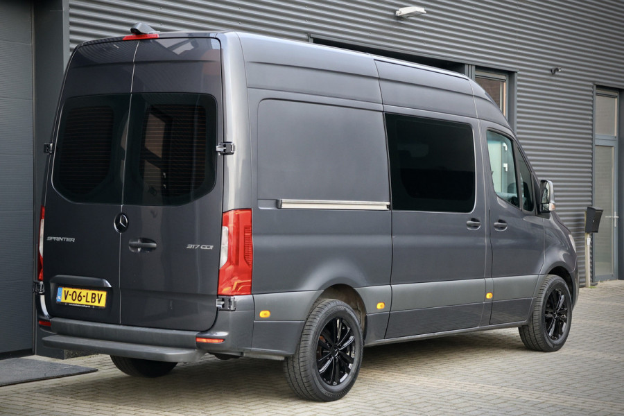 Mercedes-Benz Sprinter 317 1.9 CDI L2H2 | Camera | CarPlay | Stoelverwarming | 3-Zitter | BPM Vrij | Airco | F1 Flippers | MF Stuur | Dealer onderhouden | Nieuwe APK