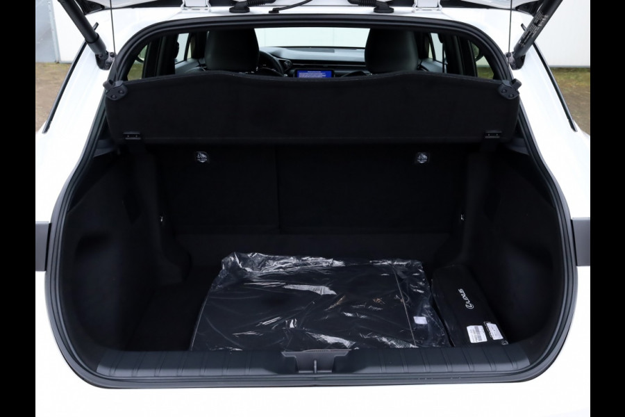 Lexus LBX Relax | Leder | El. Achterklep | Stoel/Stuurwielverwarming