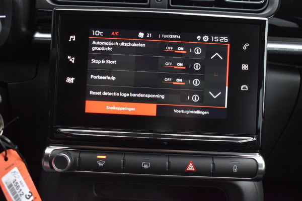 Citroën C3 1.2 Puretech 82PK Shine | Carplay | Panorama | PDC | Incl. Garantie