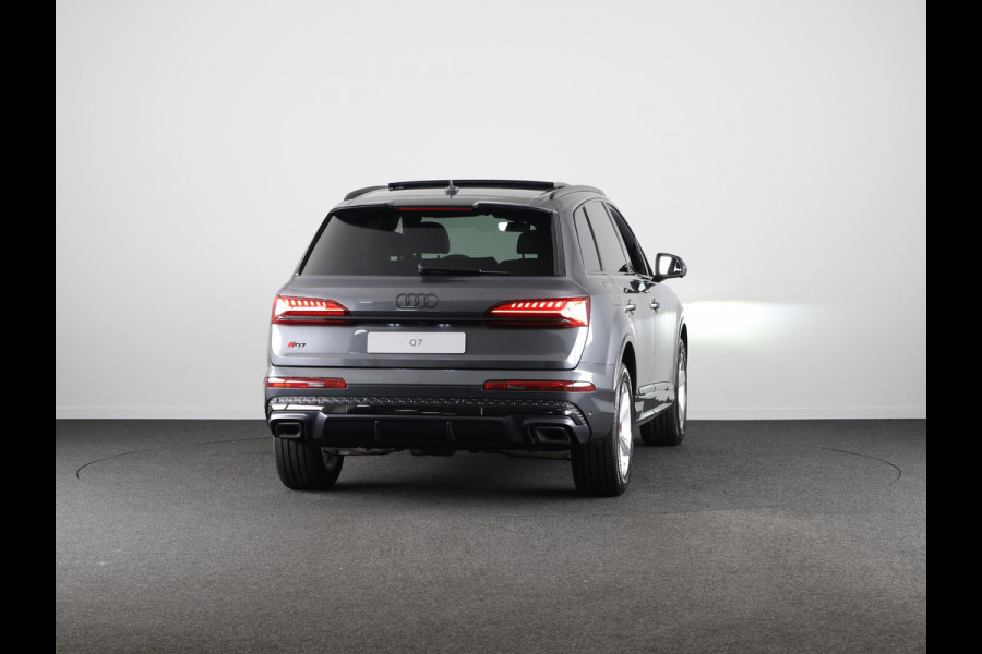 Audi Q7 55 TFSI e quattro Pro Line S Panoramadak, adaptive cruisecontrol, B&O soundsysteem, optiekpakket zwart Plus