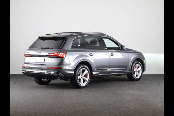 Audi Q7 55 TFSI e quattro Pro Line S Panoramadak, adaptive cruisecontrol, B&O soundsysteem, optiekpakket zwart Plus