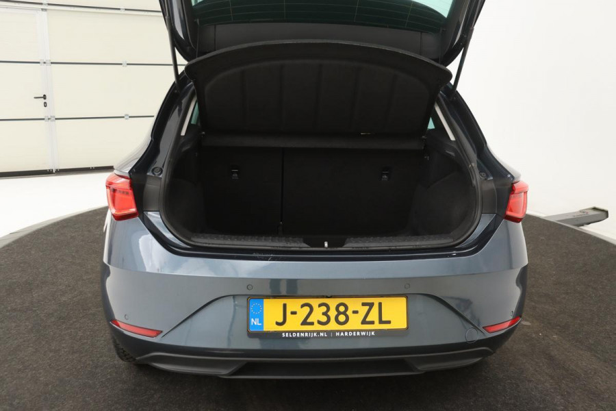 Seat Leon 1.0 TSI Style Launch Edition | Stoel & stuurverwarming | Adaptive cruise | Carplay | Keyless | Navigatie | Climate control