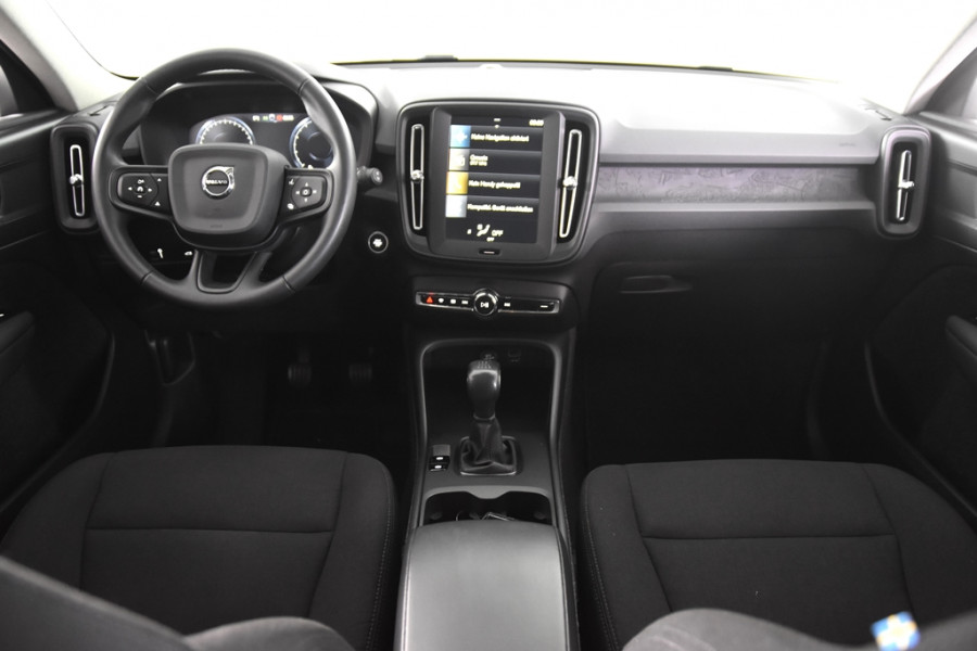 Volvo XC40 1.5 T2 Momentum *1ste Eigenaar*DAB*Trekhaak*PDC*