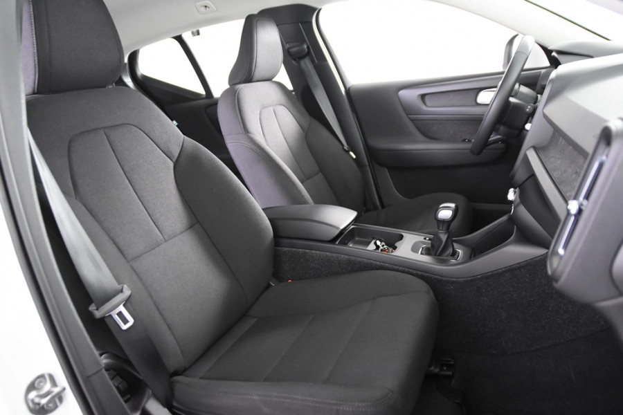 Volvo XC40 1.5 T2 Momentum *1ste Eigenaar*DAB*Trekhaak*PDC*