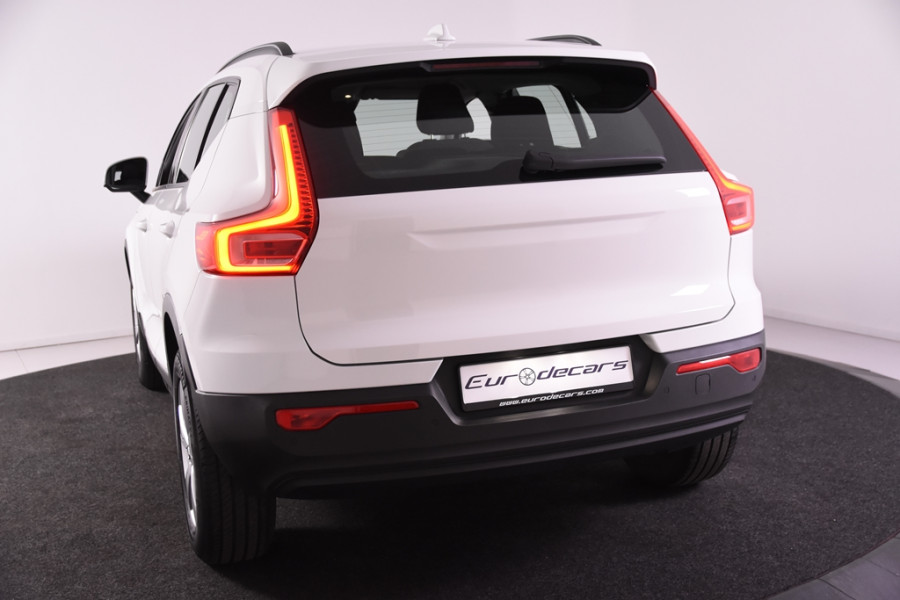 Volvo XC40 1.5 T2 Momentum *1ste Eigenaar*DAB*Trekhaak*PDC*