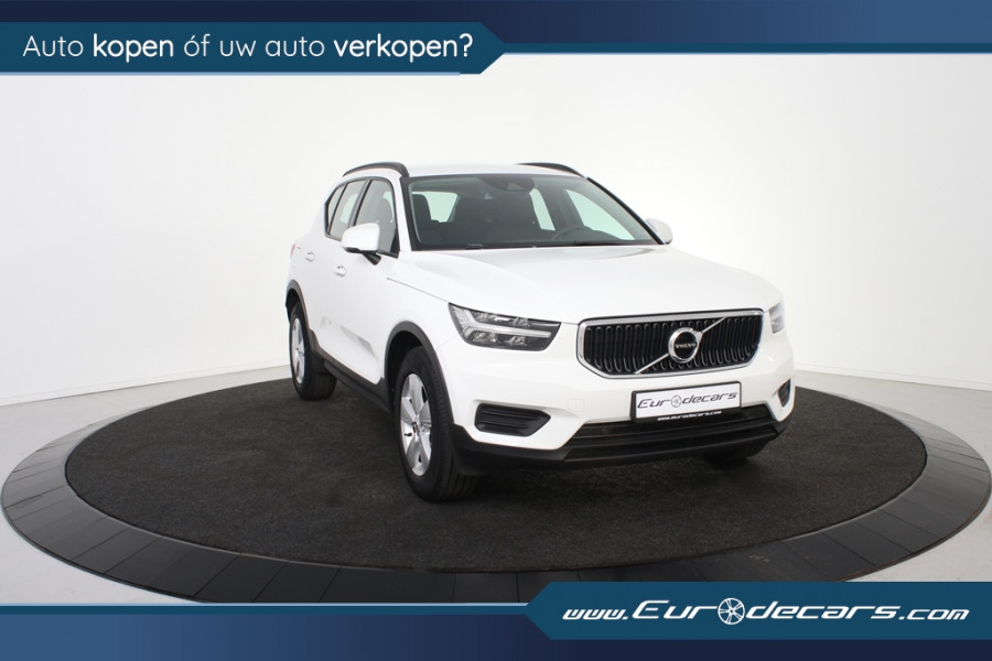 Volvo XC40 1.5 T2 Momentum *1ste Eigenaar*DAB*Trekhaak*PDC*