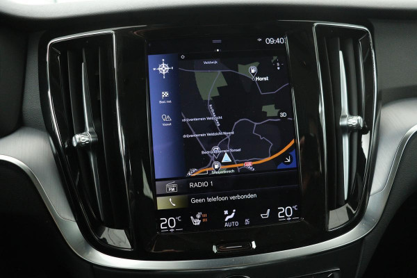 Volvo V60 2.0 B3 Momentum | Leder | Stoel & stuurverwarming | Carplay | Adaptive cruise | BLIS | Navigatie | Full LED | DAB