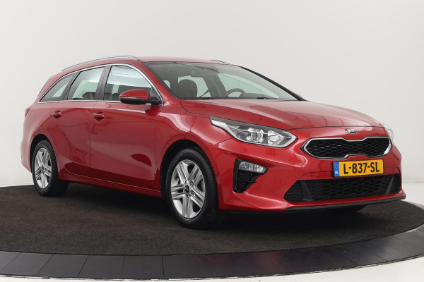 Kia Ceed 1.0 T-GDi DynamicLine | Carplay | Camera | Navigatie | DAB | Climate control | PDC | Cruise control | Bluetooth