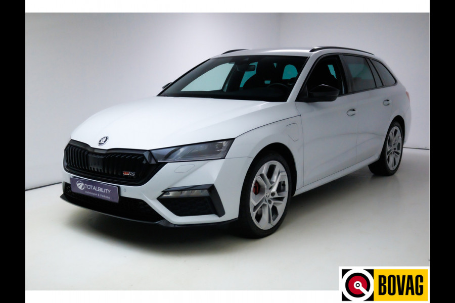 Škoda Octavia Combi RS iV PHEV Business 245 PK | Virtual | Led | Stoelverwarming Smartlink, 19" Lichtmetalen velgen, Parkassist