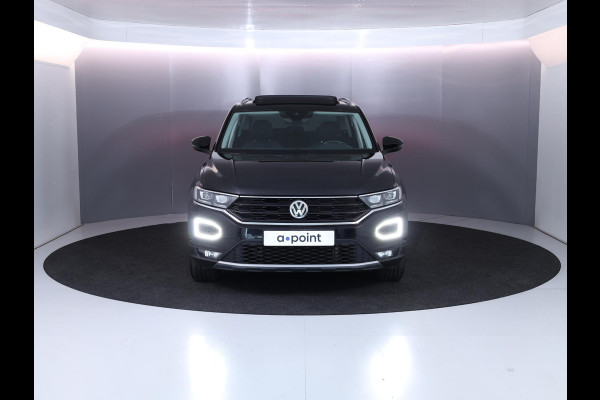 Volkswagen T-Roc 1.0 TSI Style 115pk 6bak| Navi| Pano-dak| Camera| 17'LM-velgen|