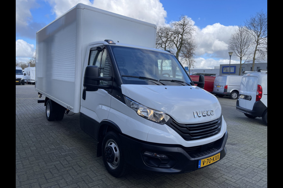 Iveco Daily 35C16 2.3 410 160pk bakwagen dubbellucht met Palfinger laadklep / handgeschakeld / euro 6 / lease vanaf € 500 / airco / netto laadvermogen 880kg / L 430 cm x H 207 cm x H 210 cm