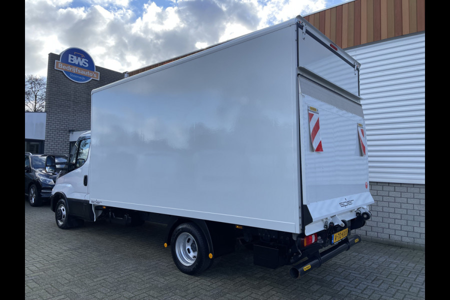 Iveco Daily 35C16 2.3 410 160pk bakwagen dubbellucht met Palfinger laadklep / handgeschakeld / euro 6 / lease vanaf € 500 / airco / netto laadvermogen 880kg / L 430 cm x H 207 cm x H 210 cm