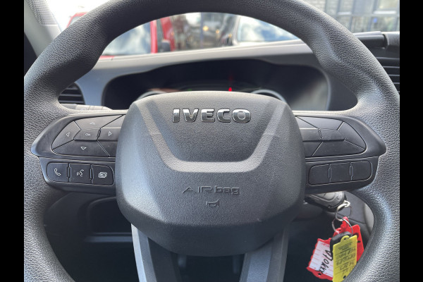 Iveco Daily 35C16 2.3 410 160pk bakwagen dubbellucht met Palfinger laadklep / handgeschakeld / euro 6 / lease vanaf € 500 / airco / netto laadvermogen 880kg / L 430 cm x H 207 cm x H 210 cm