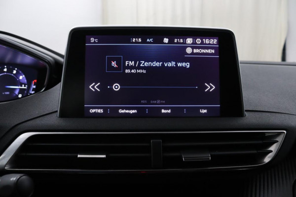 Peugeot 5008 1.2 PureTech Executive*NAVI*CAM*CRUISE*CARPLAY*7P