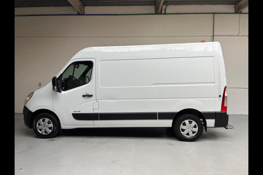 Renault Master SERVICEWAGEN T35 2.3 DCI 145PK EURO6 L2H2 VICTRON V230 BOTT INRICHTING AIRCO STANDKACHEL TREKHAAK RIJKLAARPRIJS!