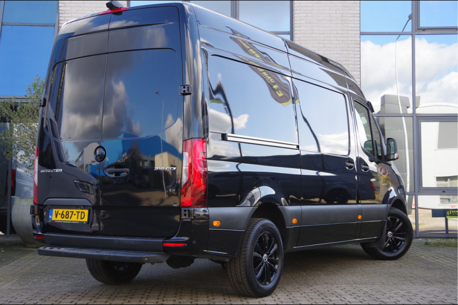 Mercedes-Benz Sprinter 319 3.0 CDI V6 L2H2 AUT. LED, 2X SCHUIFDEUR, CAMERA, NAVI, CRUISE, CLIMA, NAP DUBBELE CABINE LEVERBAAR