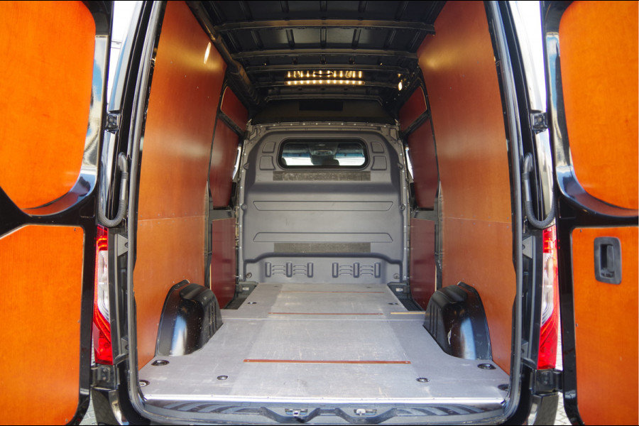 Mercedes-Benz Sprinter 319 3.0 CDI V6 L2H2 AUT. LED, 2X SCHUIFDEUR, CAMERA, NAVI, CRUISE, CLIMA, NAP DUBBELE CABINE LEVERBAAR