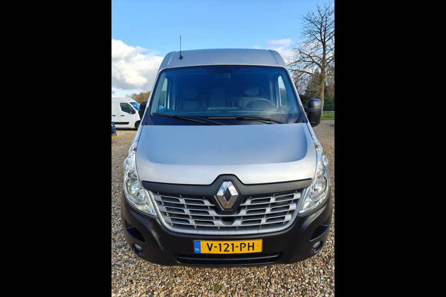 Renault Master T35 2.3 dCi L2H2 Energy , Euro 6 , 1e eig. 170 PK , Camera , Navi , in pracht staat.