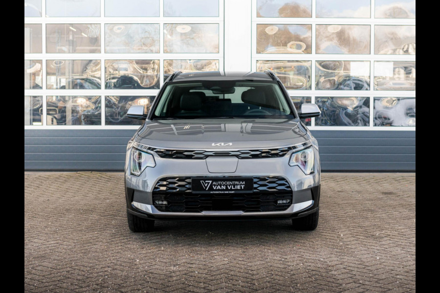 Kia Niro EV Light Advanced 64.8 kWh | Uit voorraad leverbaar l Stoel&Stuur Verwarming l Privacy glas l PDC | Camera