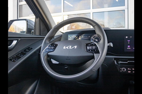 Kia Niro EV Light Advanced 64.8 kWh | Uit voorraad leverbaar l Stoel&Stuur Verwarming l Privacy glas l PDC | Camera