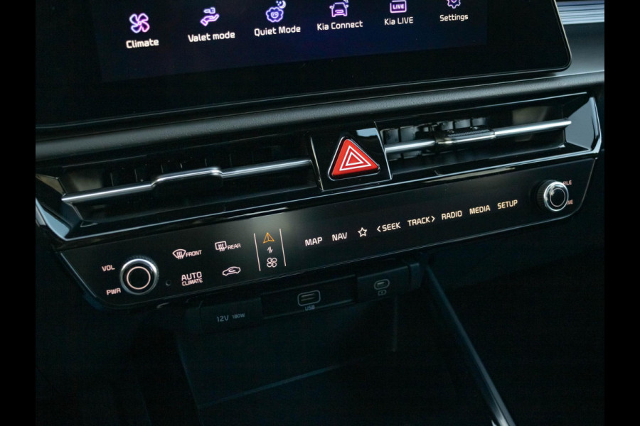 Kia Niro EV Light Advanced 64.8 kWh | Uit voorraad leverbaar l Stoel&Stuur Verwarming l Privacy glas l PDC | Camera