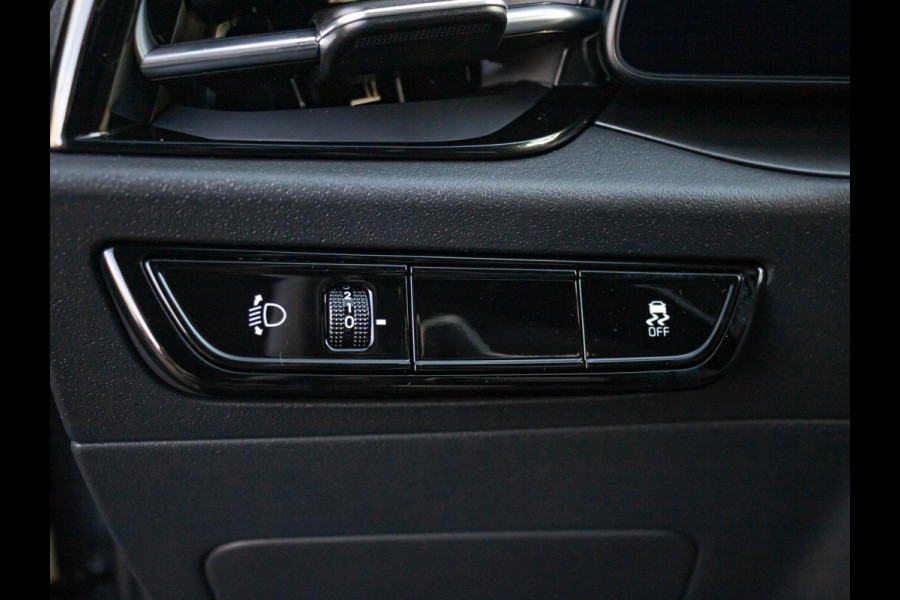 Kia Niro EV Light Advanced 64.8 kWh | Uit voorraad leverbaar l Stoel&Stuur Verwarming l Privacy glas l PDC | Camera