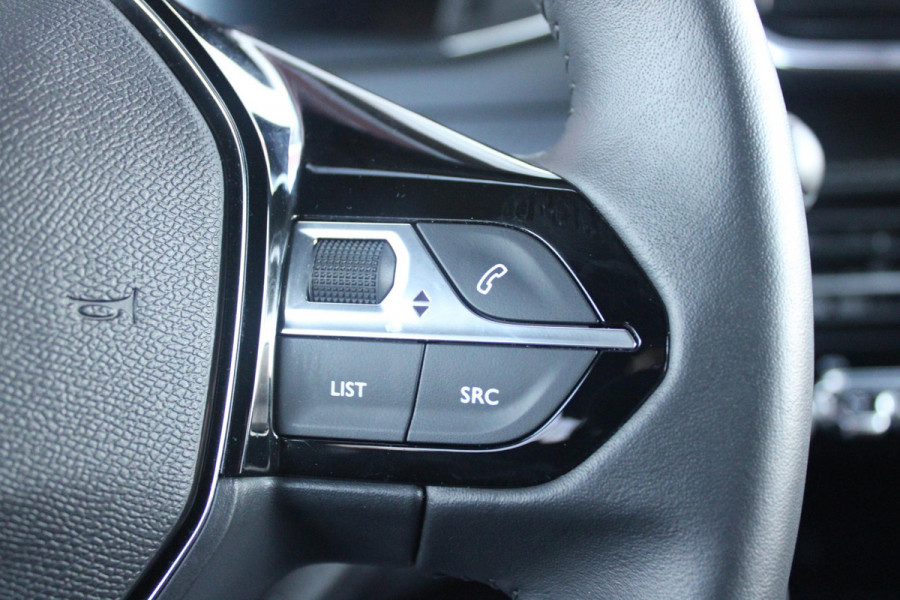 Peugeot 2008 1.2 100PK ALLURE | DRAADLOZE APPLE CARPLAY/ANDROID AUTO | ACHTERUITRIJ CAMERA | PARKEERSENSOREN VOOR EN ACHTER | NAVIGATIE | CLIMATE CONTROL | LICHTMETALEN VELGEN 17" | LED KOPLAMPEN |
