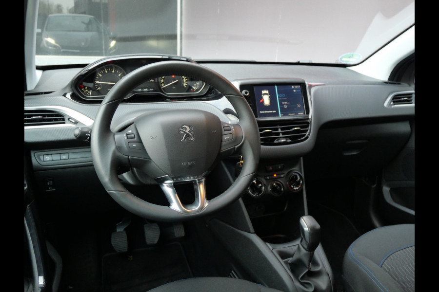 Peugeot 208 1.2 PURETECH SIGNATURE | 5-DRS | CRUISE | CARPLAY | 1e EIG | 17.000 KM!!