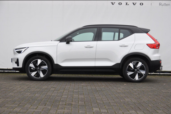 Volvo XC40 Single Motor Extended Range Plus 82 kWh / Adaptive cruise control / Pilot assist / BLIS / Stoel en stuur verwarming / Elektrische achterklep / Parkeersensoren met camera / Google infotainment /