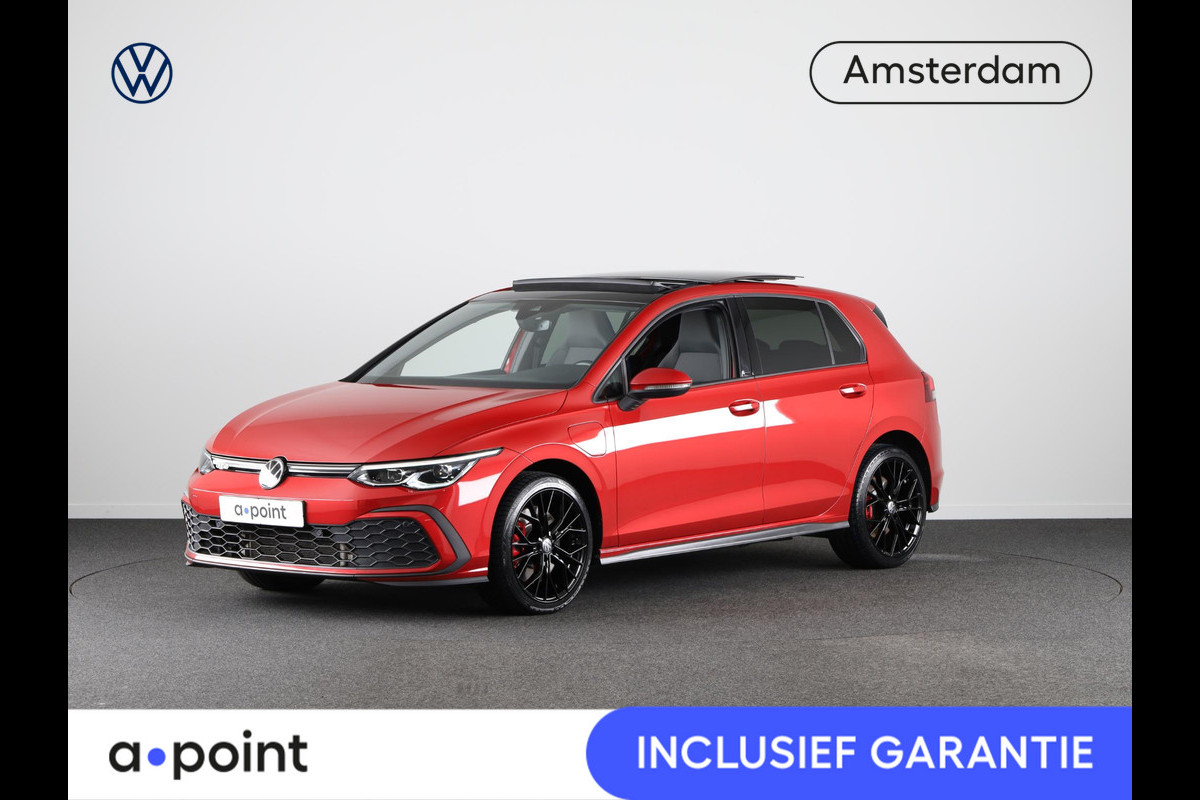 Volkswagen Golf 1.4 eHybrid GTE 245 pk Automaat (DSG) | Verlengde garantie | Navigatie | Panoramadak | Elektr. trekhaak | Parkeersensoren | Achteruitrijcamera | Stoelverwarming |