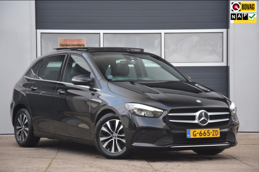 Mercedes-Benz B-Klasse 180 Business Solution Plus PANORAMADAK/APPLE CARPLAY/CAMERA